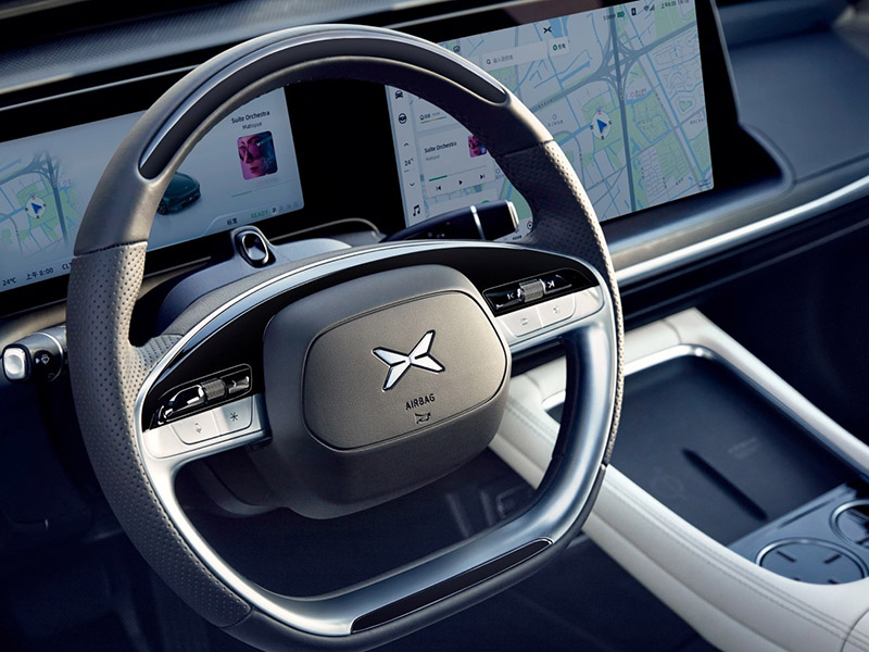 2024 Xpeng P7i New Arrival 550-702km 4-door, 5-seat Sedan AUTOWORLD EVCAR CHINA EXPORT